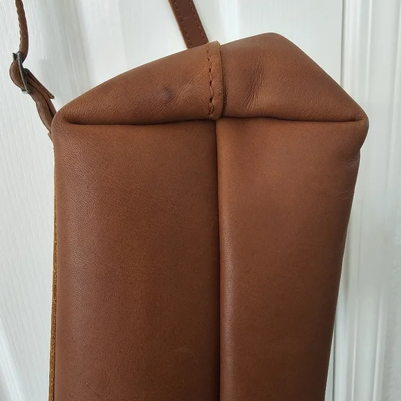 Portland Leather Mini Crossbody - Picture 4 of 6